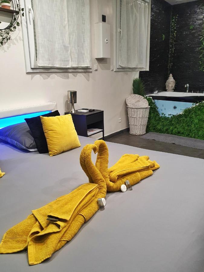 Suite Jacuzzi Privatif Plage Des Catalans 马赛 外观 照片